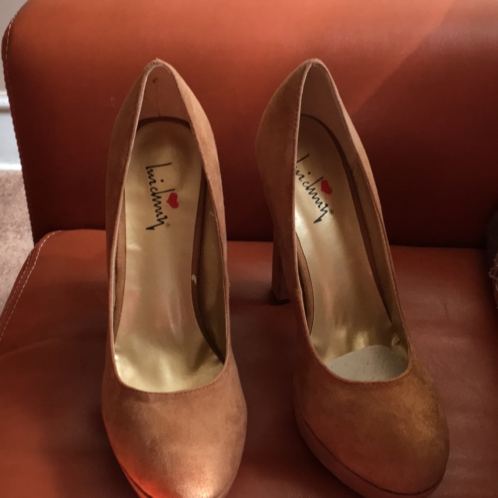 Luichiny Soft Suede Heel